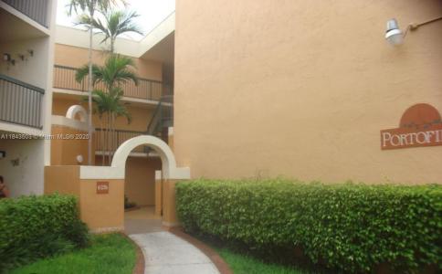 6272 NW 186th St 208, Hialeah, Florida 33015, USA