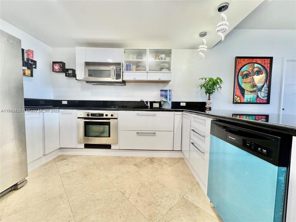 7929 West Dr 702, North Bay Village, Flórida 33141, Estados Unidos