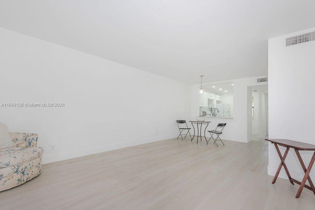 10434 Sunrise Lakes Blvd 109, Sunrise, Florida 33322, HOA KỲ