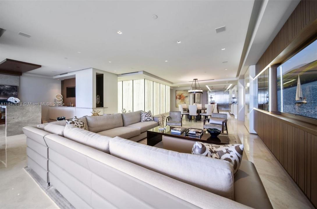 9701 Collins Ave 2404S, Bal Harbour, Florida 33154, Stati Uniti