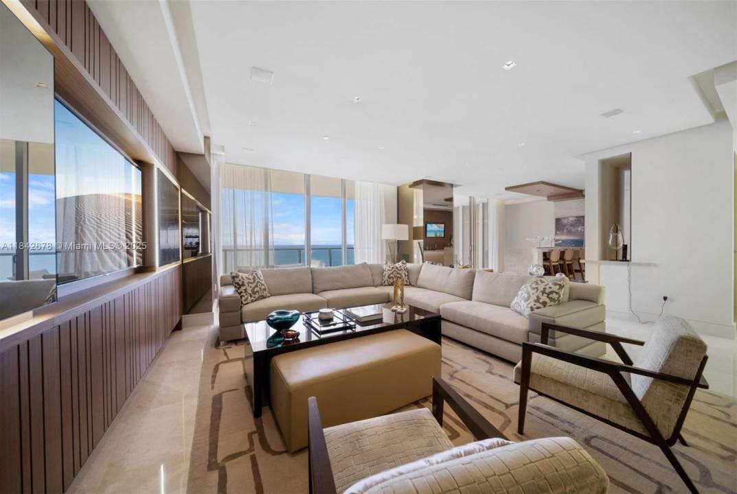 9701 Collins Ave 2404S, Bal Harbour, Florida 33154, Stati Uniti