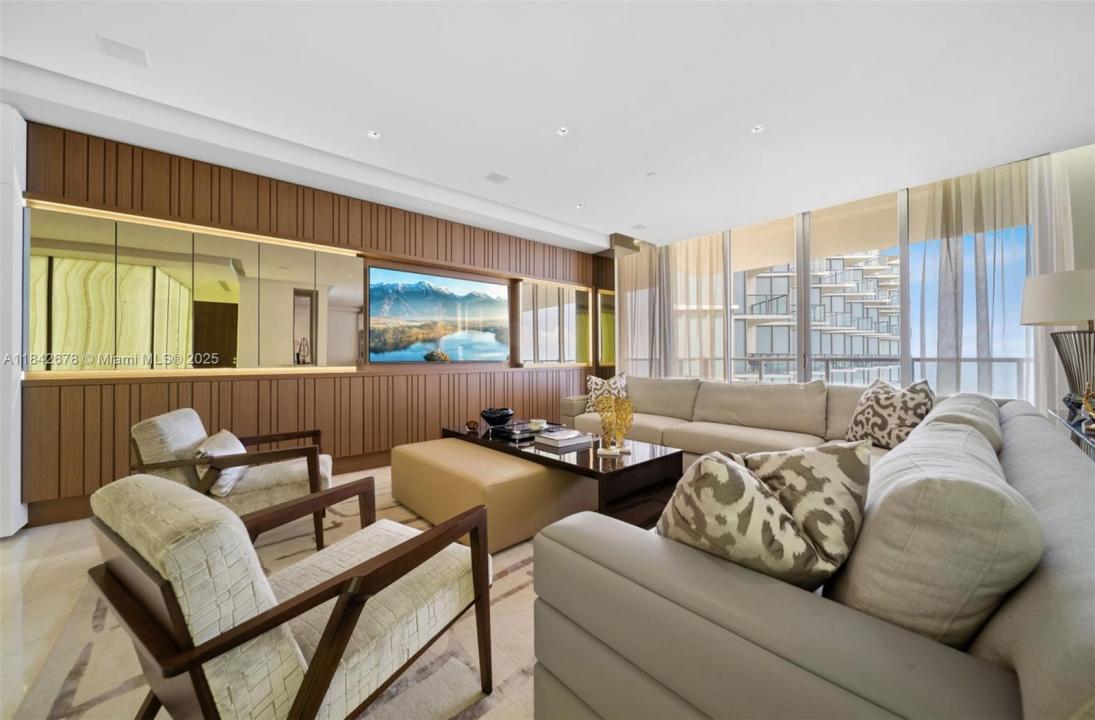 9701 Collins Ave 2404S, Bal Harbour, Florida 33154, Stati Uniti