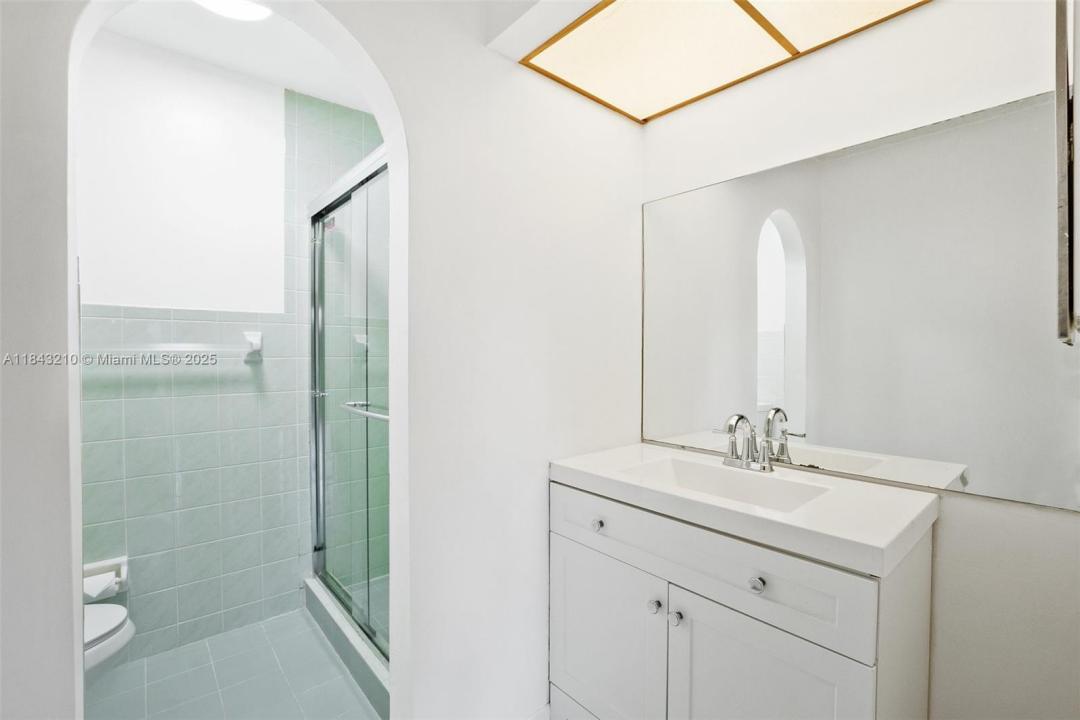 50 Matador Ln 3-23, Davie, Florida 33324