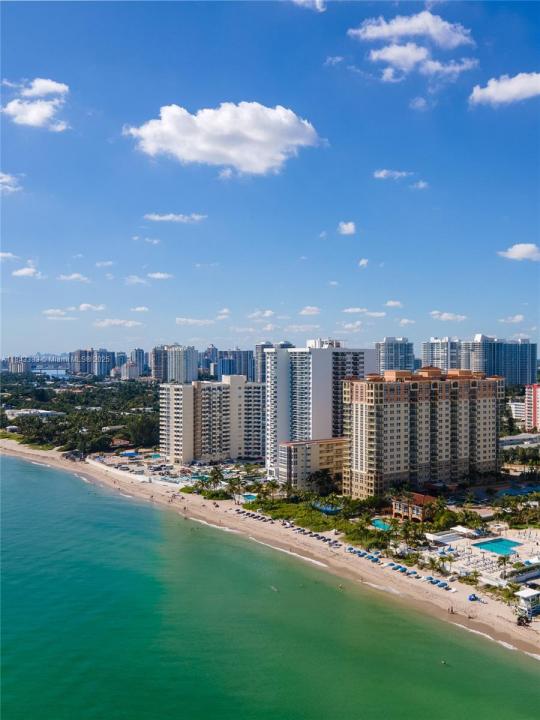 2080 S Ocean Dr 312, Hallandale Beach, 佛羅里達州 33009, 美國