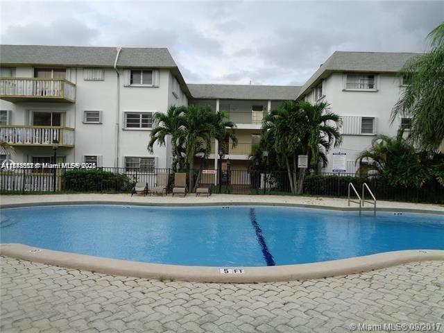 15205 NE 6th Ave D212, Miami, Floride 33162, États-Unis