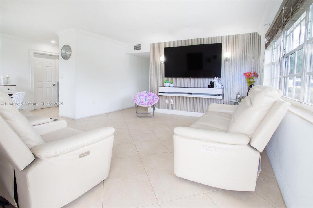 5001 SW 113th Ct, Miami, Florida 33165