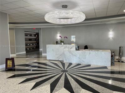 3140 S Ocean Dr 303, Hallandale Beach, Florida 33009, USA