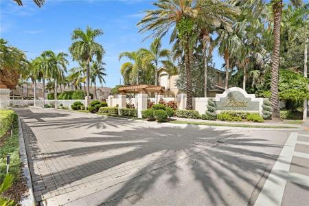 5660 NW 115th Ct 206, Doral, Florida 33178, USA