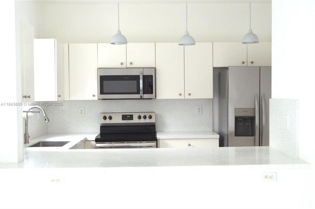 5660 NW 115th Ct 206, Doral, Флорида 33178, Соединенные Штаты
