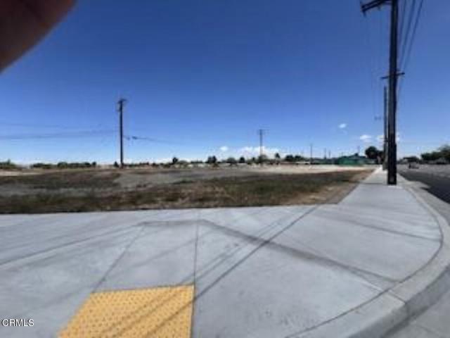 Ave J Cor Genoa Ave, Lancaster, California 93534