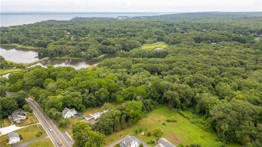 242 Phillips Street, North Kingstown, Rhode Island 02852