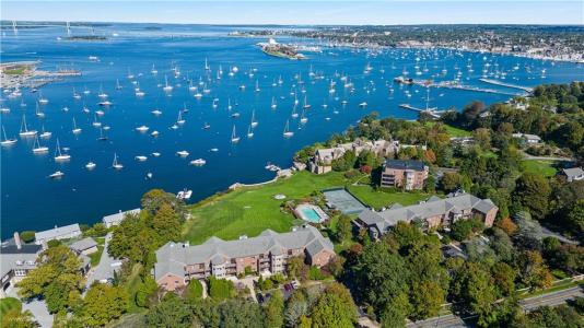 111 Harrison Avenue B4, Newport, RI 02840, USA