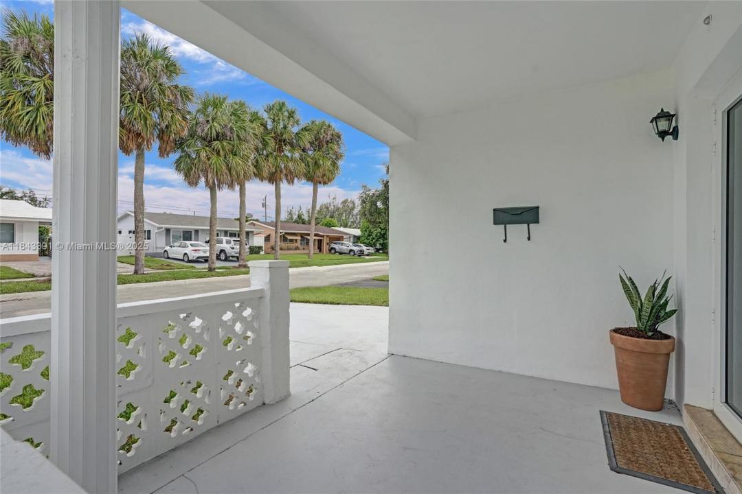 2707 NW 54th St, Tamarac, Florida 33309, Estados Unidos