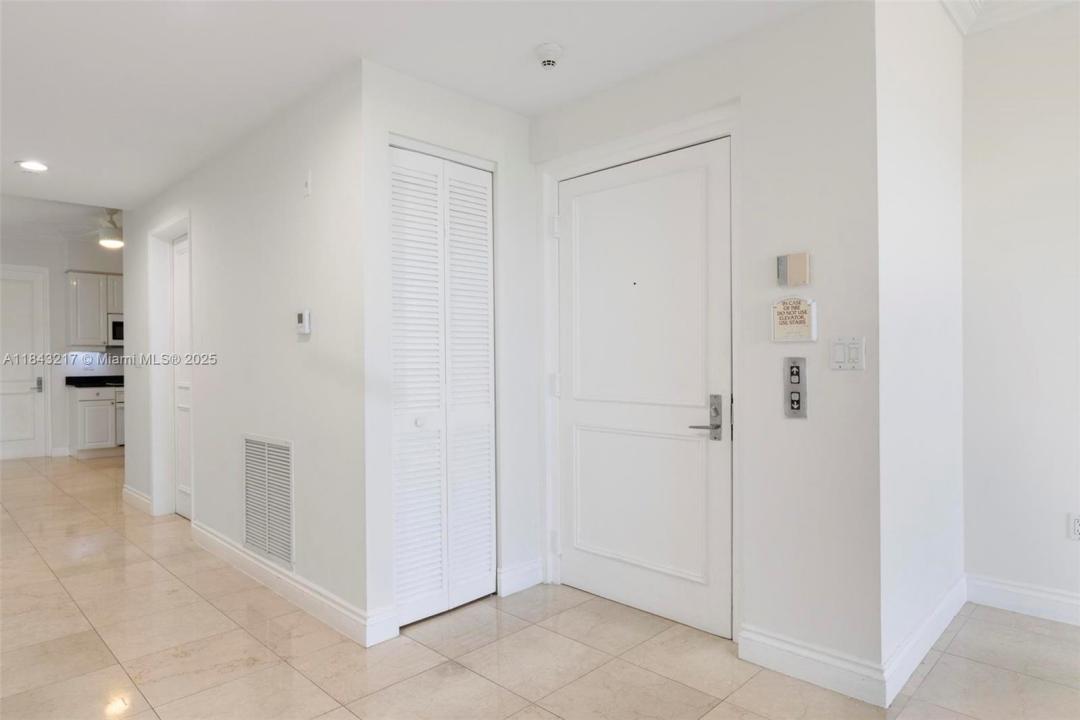 703 Crandon Blvd 403, Key Biscayne, فلوريدا 33149, الولايات المتحدة