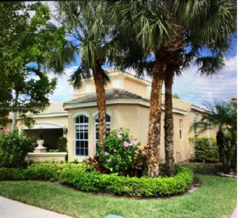9329 W Via Grande  W 9329, Wellington, Florida 33411