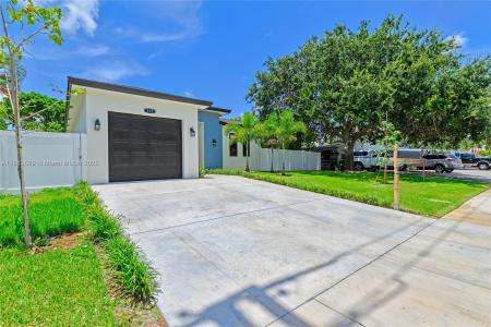 335 NW 15th St, Pompano Beach, Florida 33060, USA