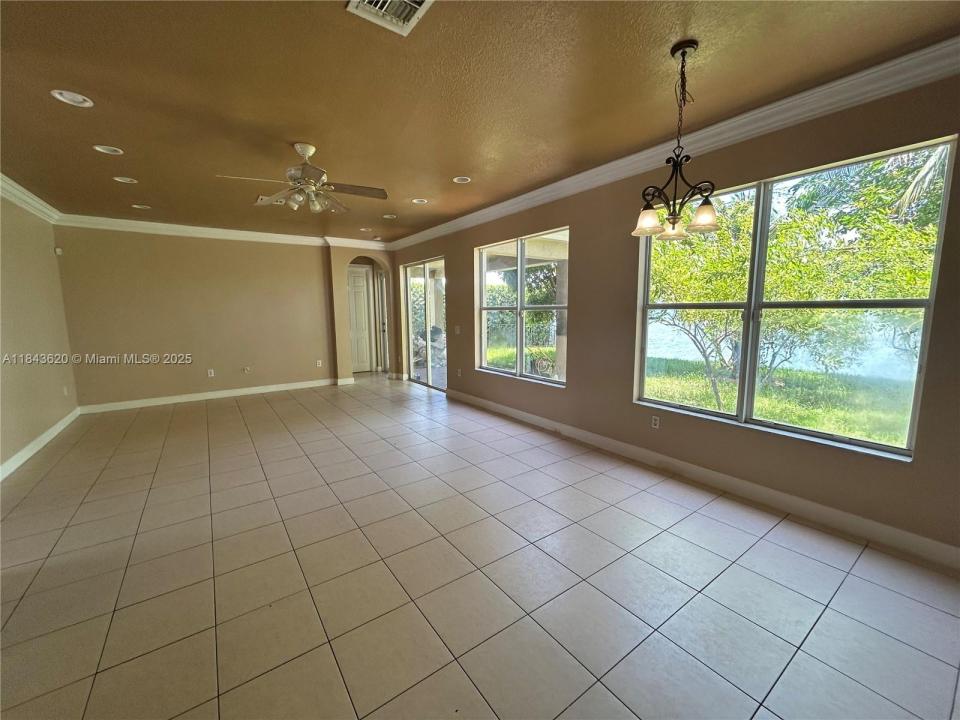 17409 SW 54th St., Miramar, פלורידה 33029, ארצות הברית של אמריקה
