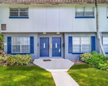 4668 NW 9th Dr 4668, Plantation, Florida 33317, USA