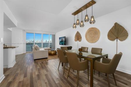 1800 Sunset Harbour Dr 1208, Miami Beach, Florida 33139, USA