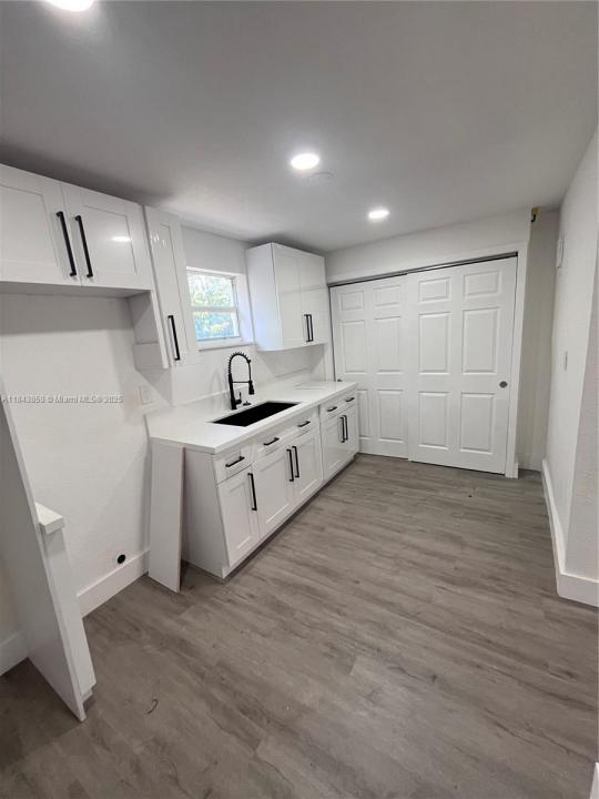 4011 SW 27 ST B, West Park, פלורידה 33023, ארצות הברית של אמריקה