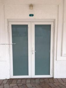 16485 Collins Ave 10, Sunny Isles Beach, Florida 33160, USA