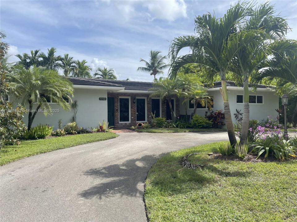 1110 Redbird Ave, Miami Springs, Flórida 33166, Estados Unidos