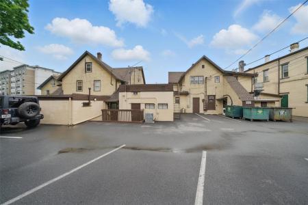 20-28 Chestnut Street, Ramapo, New York 10901, Amerika Birleşik Devletleri