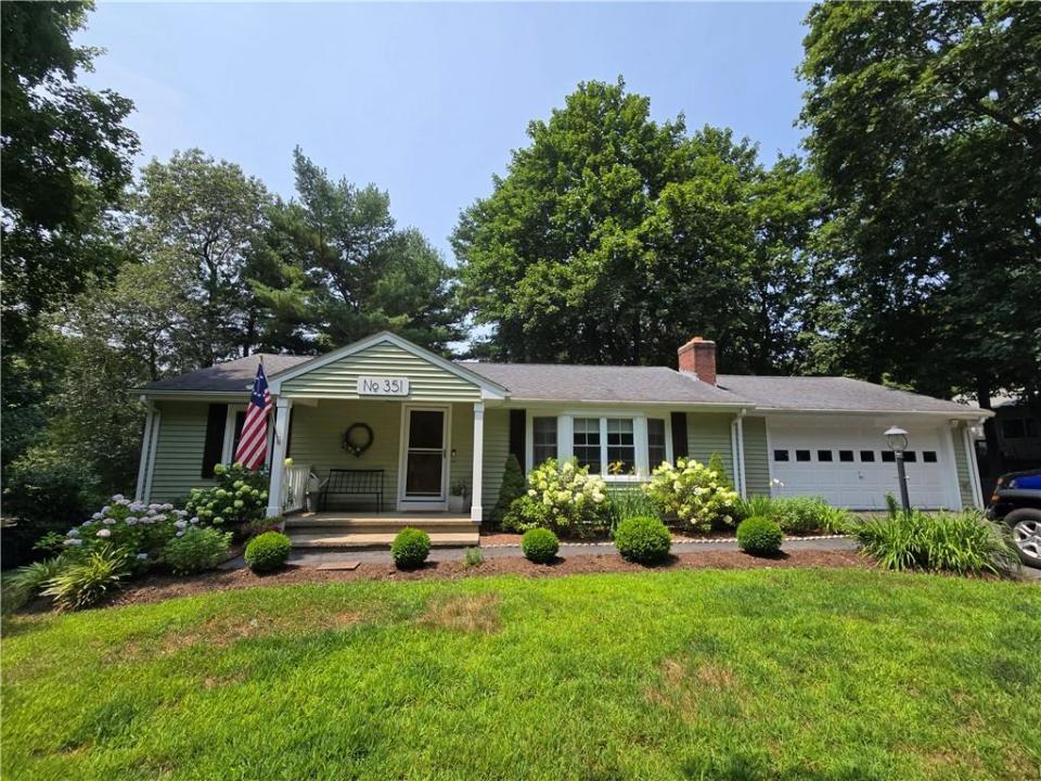 351 Shippeetown Road, East Greenwich, Rhode Island 02818