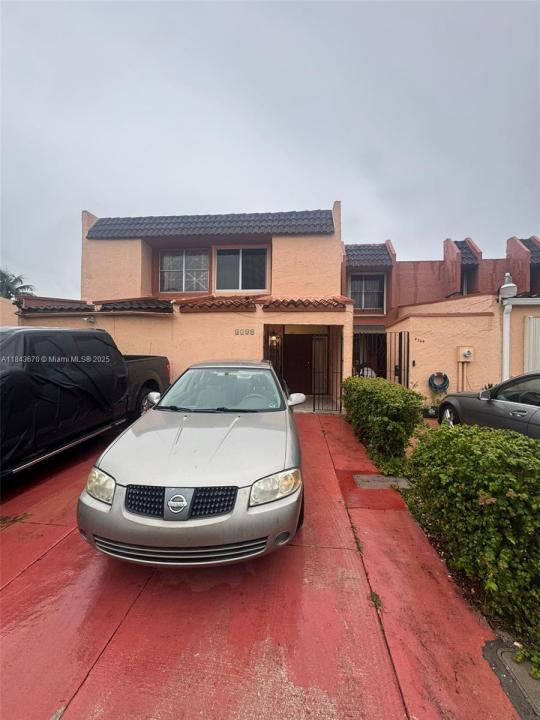4360 W 11th Ln 33, Hialeah, Florida 33012