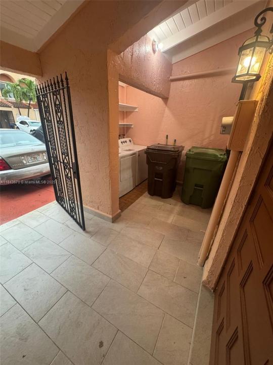 4360 W 11th Ln 33, Hialeah, Florida 33012