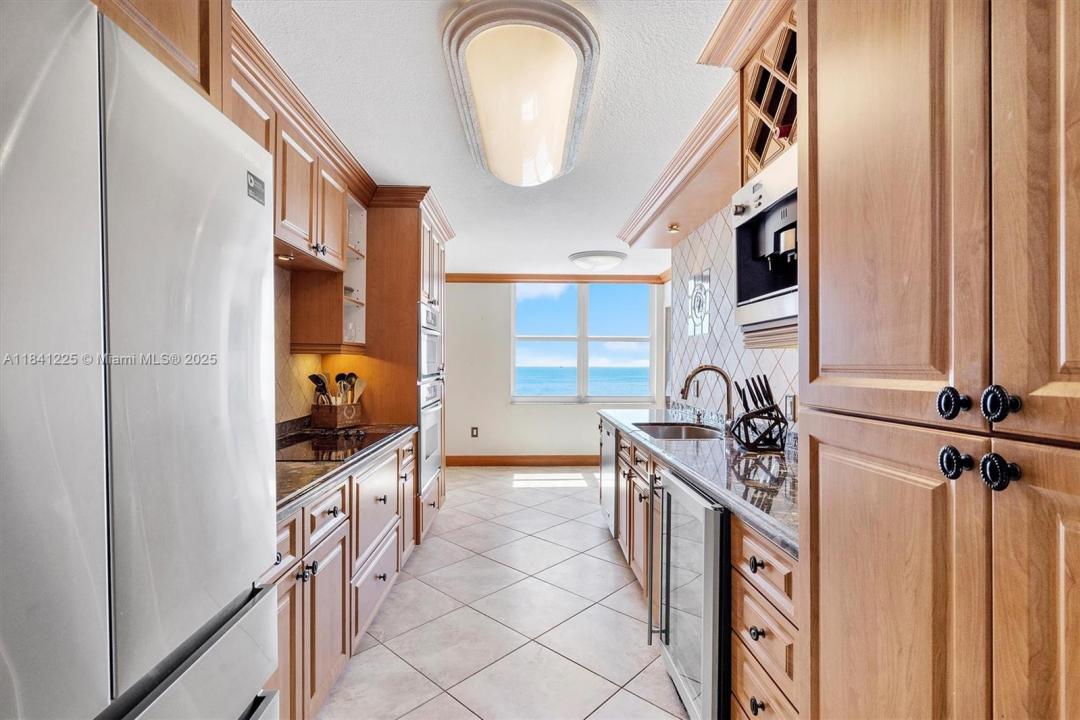 2751 S Ocean Dr 504S, Hollywood, פלורידה 33019, ארצות הברית של אמריקה 