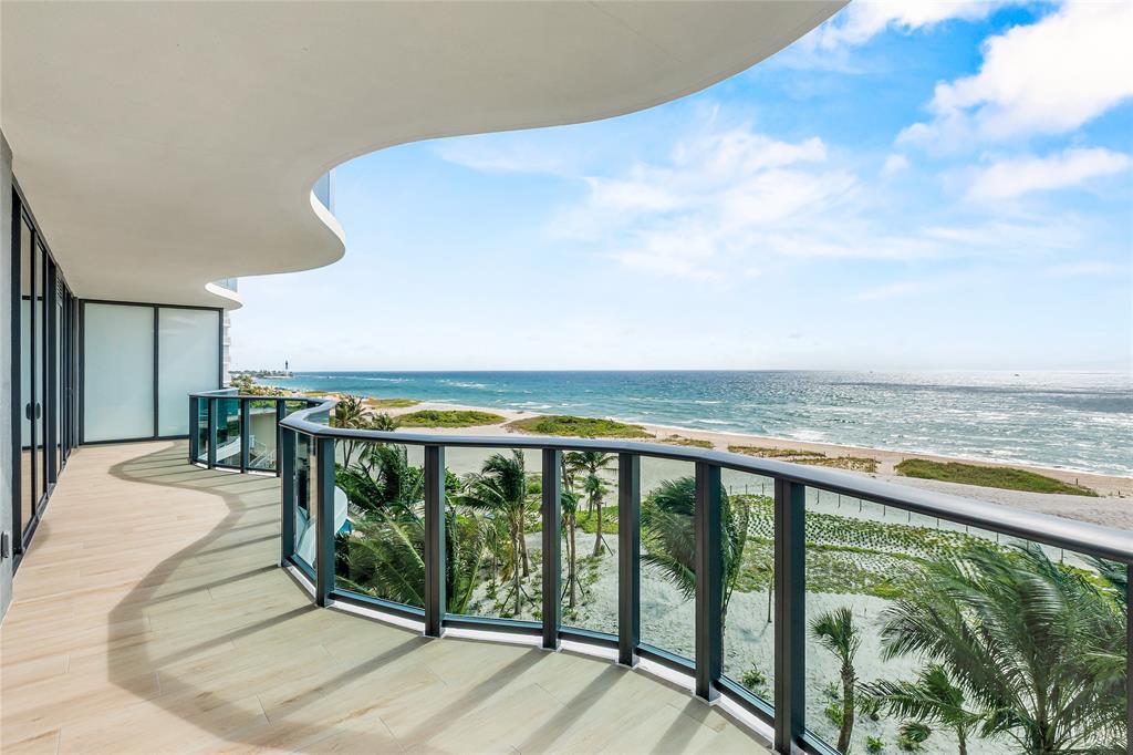 900 N Ocean Blvd. 505, Casamar, Pompano Beach, Floryda 33062, USA