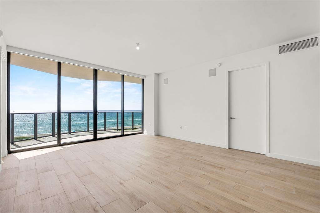 900 N Ocean Blvd. 505, Casamar, Pompano Beach, Floryda 33062, USA
