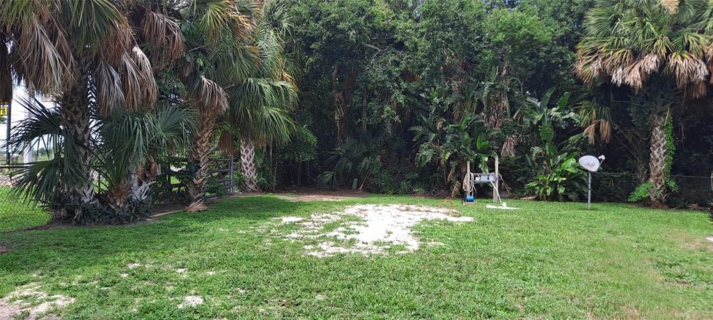 1118 US Highway 441, Okeechobee, Florida 34974