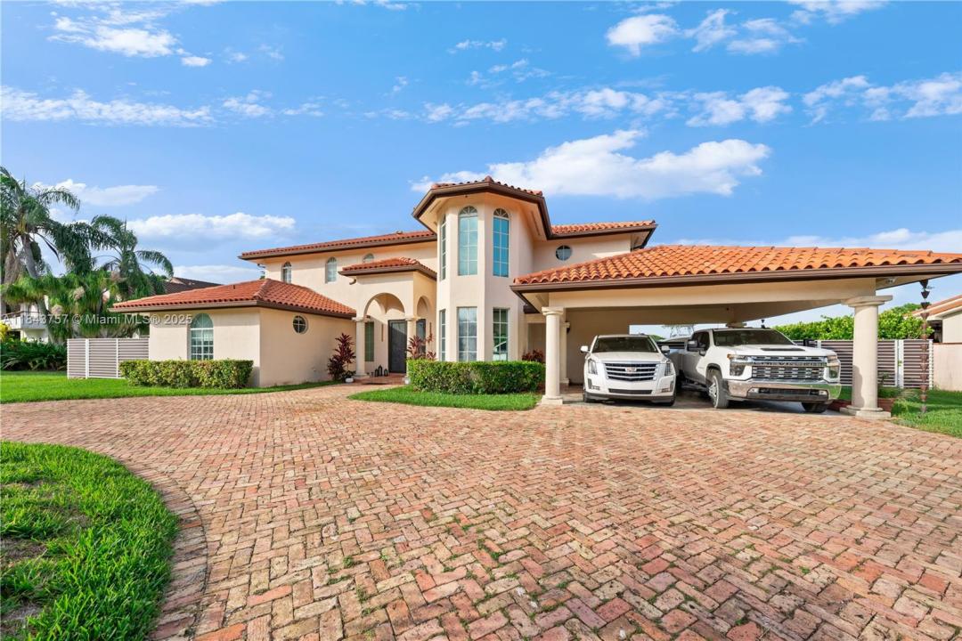 9621 W Calusa Club Dr, Miami, Floride 33186, États-Unis