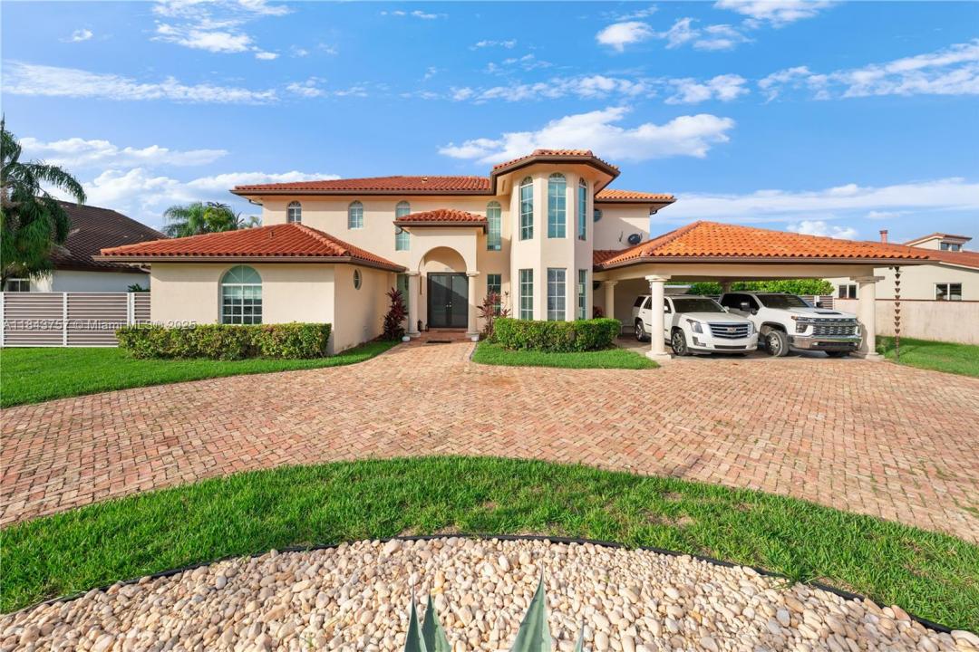 9621 W Calusa Club Dr, Miami, Floride 33186, États-Unis