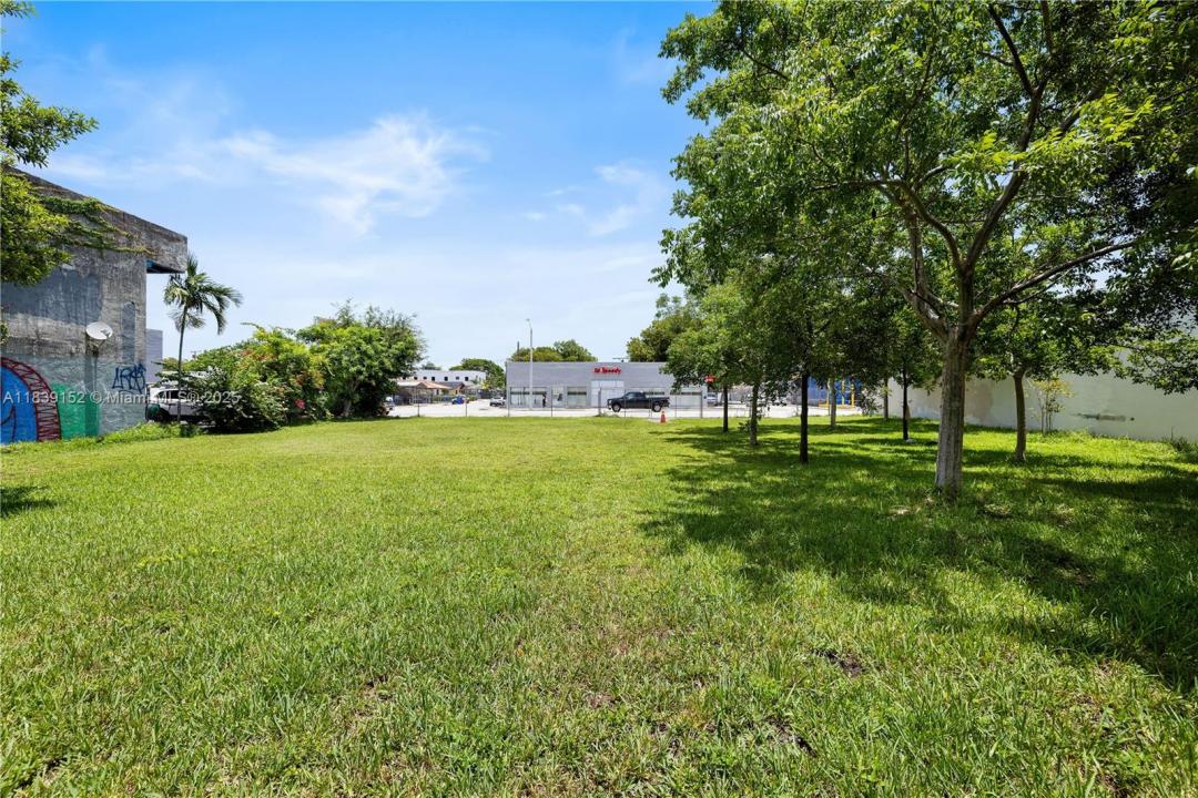 114 NW 22nd Ave, Miami, Florida 33125, Amerika Birleşik Devletleri