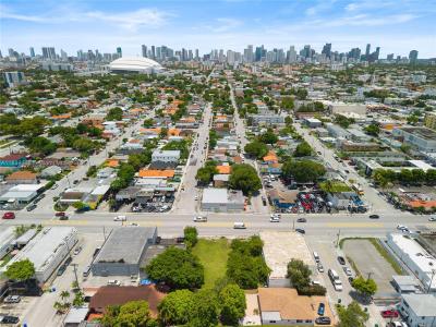 122 NW 22nd Ave, Miami, Florida 33125, USA