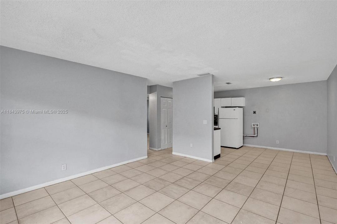 5316 NW 24th Ct 80, Lauderhill, פלורידה 33313, ארצות הברית של אמריקה 