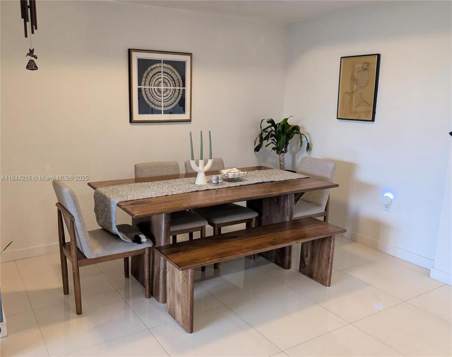 7825 NW 107th Ave 212, Doral, フロリダ 33178, アメリカ合衆国
