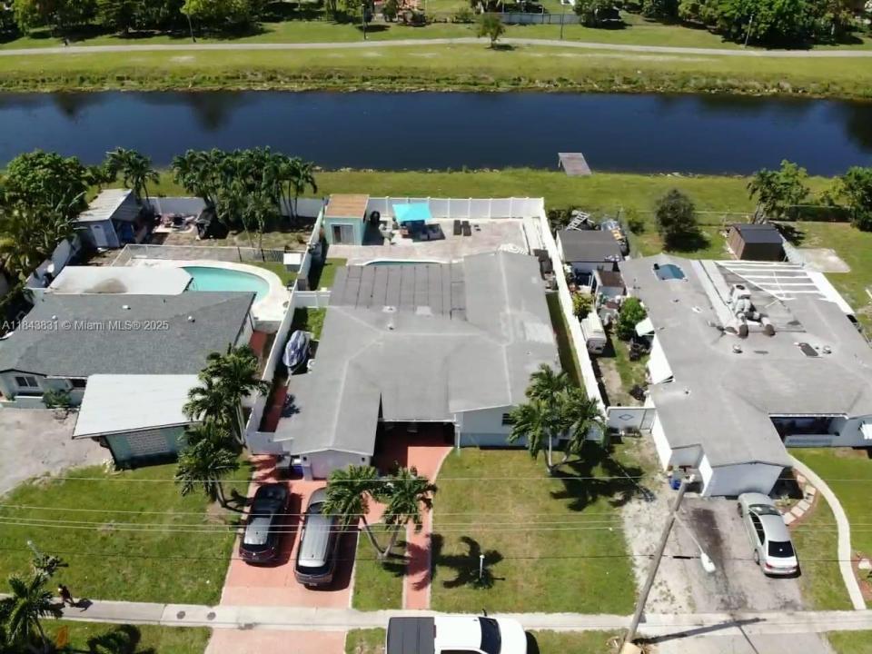 3617 NW 37th St, Lauderdale Lakes, フロリダ 33309, アメリカ合衆国