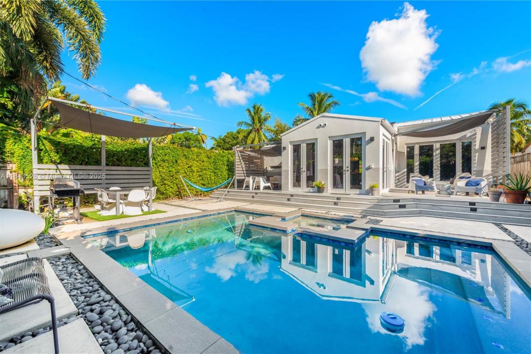 738 NE 72nd Ter, Miami, Florida 33138, Amerika Birleşik Devletleri