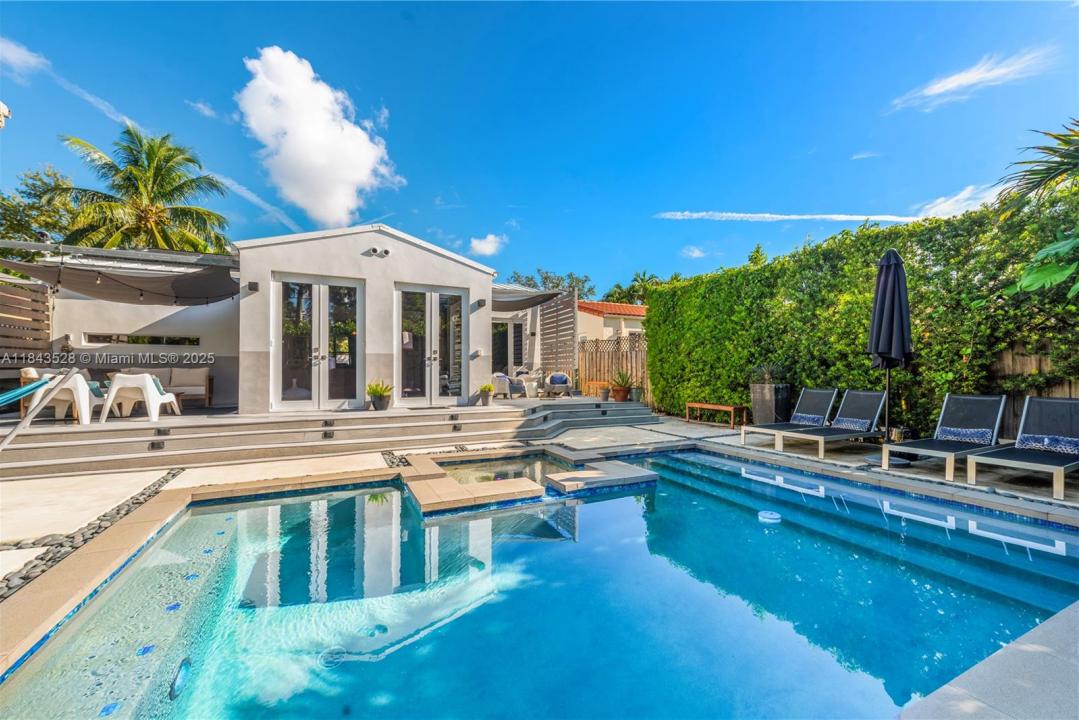 738 NE 72nd Ter, Miami, Florida 33138, Amerika Birleşik Devletleri