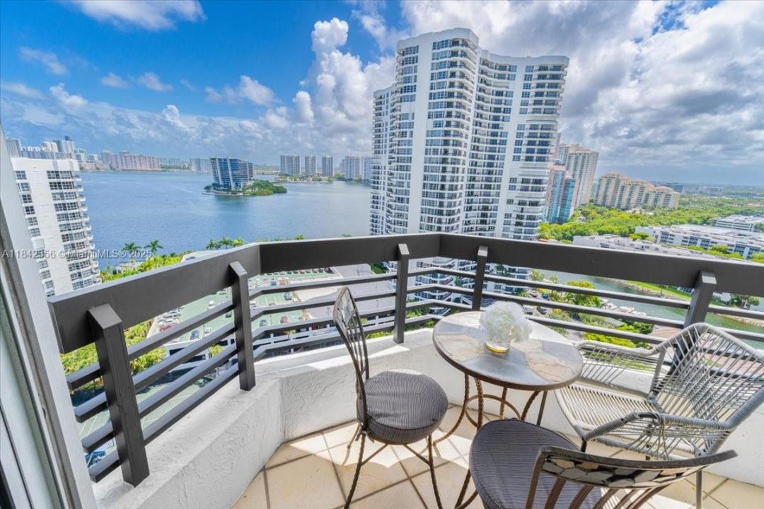 3500 Mystic Pointe Dr 2101, Aventura, 佛罗里达州 33180, 美国