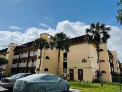 2711 N Pine Island Rd 211, Sunrise, Florida 33322, USA