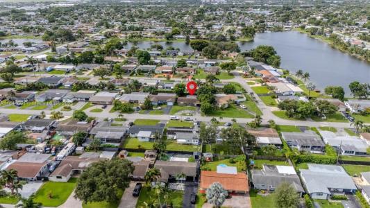 8630 NW 15th Ct, Pembroke Pines, Florida 33024, USA