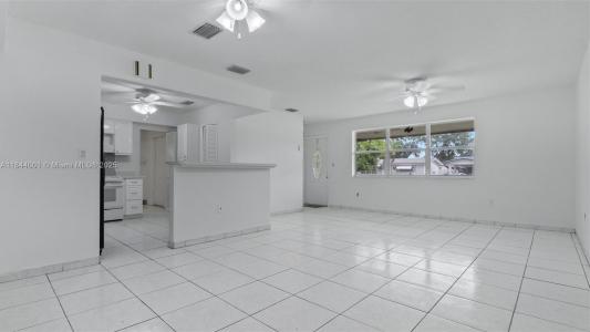 8630 NW 15th Ct, Pembroke Pines, Florida 33024, USA