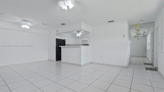 8630 NW 15th Ct, Pembroke Pines, Florida 33024, USA