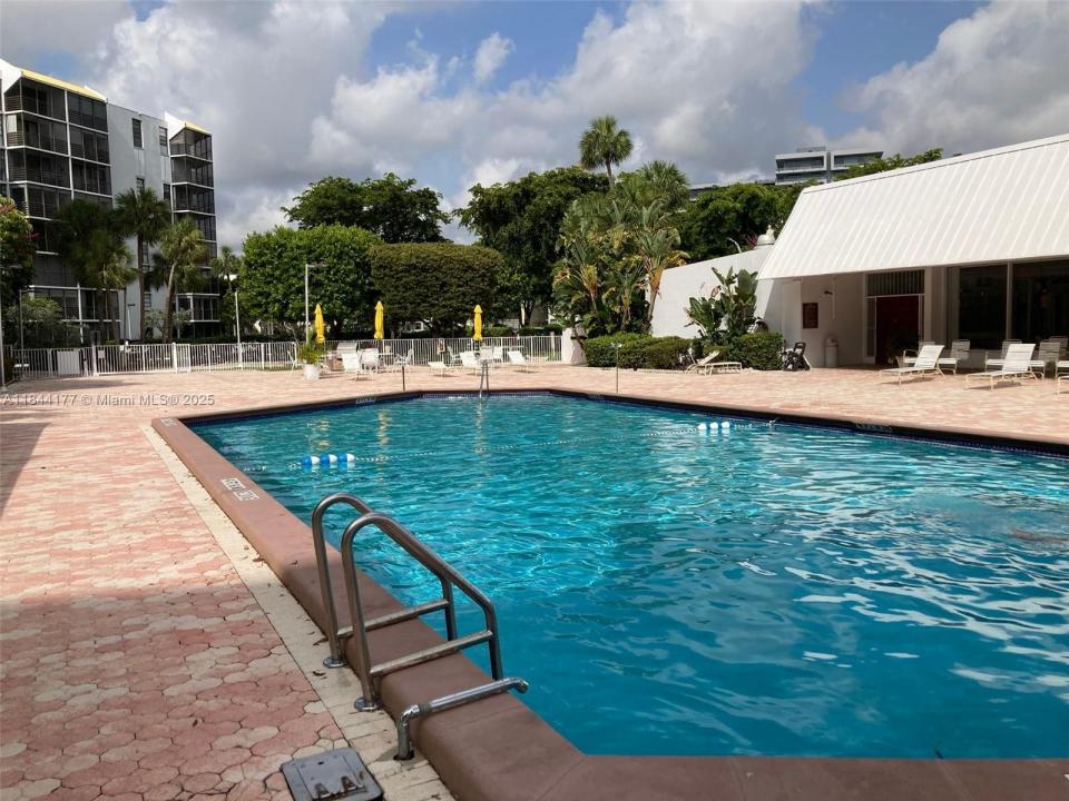 20500 W Country Club Dr 517, Aventura, Floride 33180, États-Unis