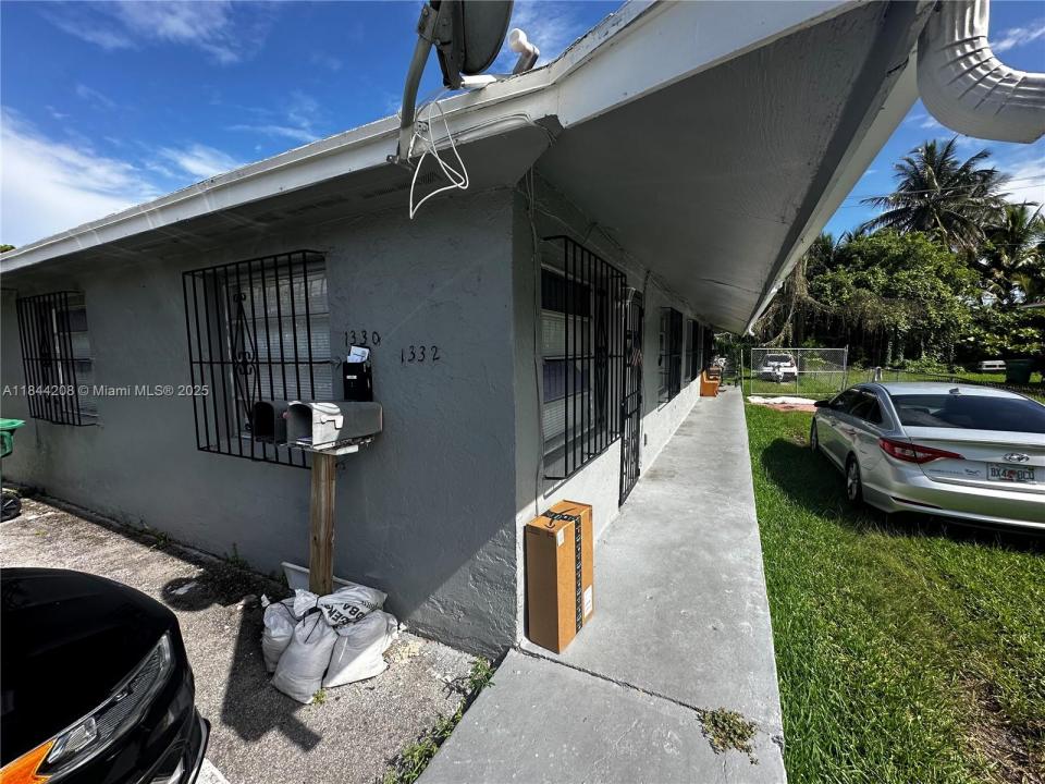 1330 NE 111th St 1330, Miami, Flórida 33161, Estados Unidos